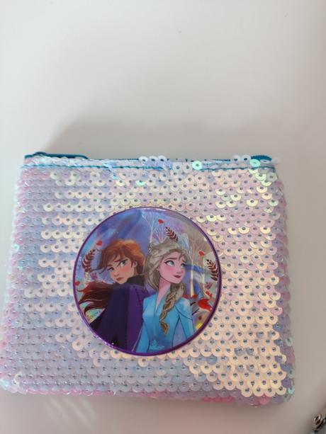 Detská peňaženka, reserved