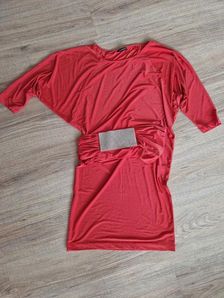 Koralove saty s opaskom, 38