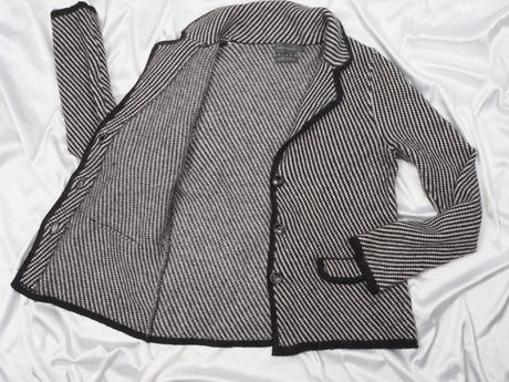 Kvalitný angorový blejzer paraphrase, l