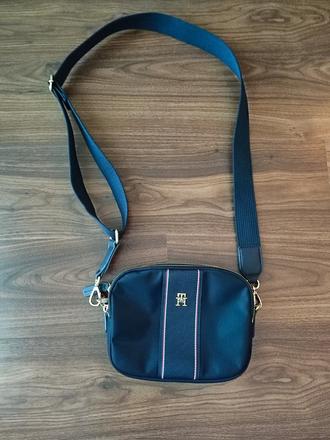 Malá kabelka tommy hilfiger, tommy hilfiger