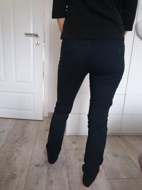 Čierne nohavice, reserved,36