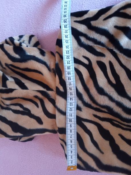 Kožušinková vesta bez rukávov, 122