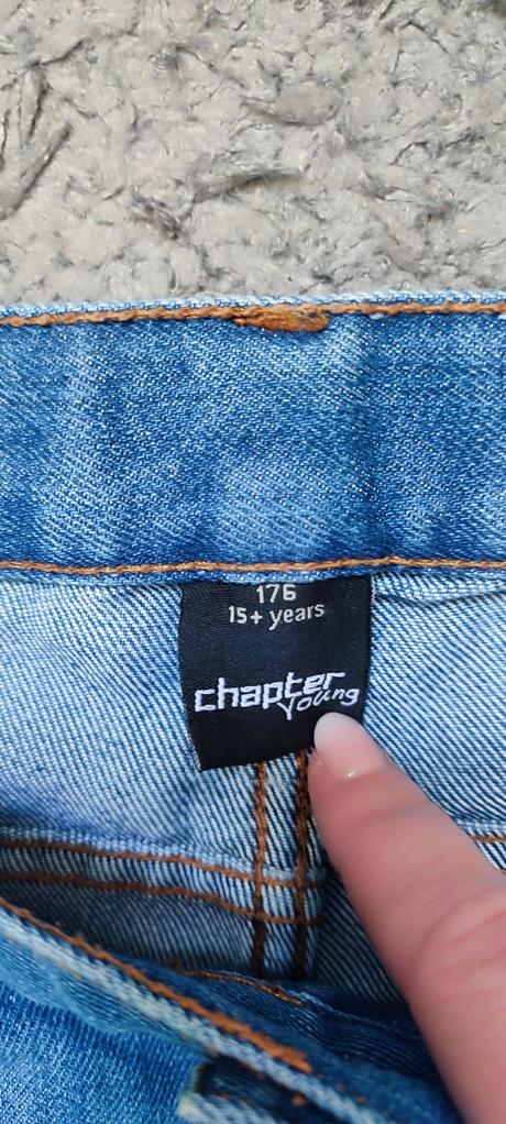 Kraťase, chapter young,176