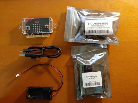 Microbit s príslušenstvom,