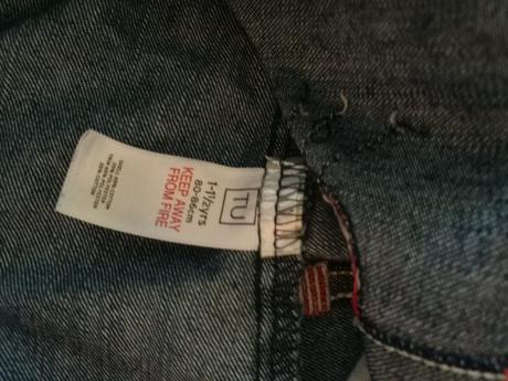 Šaty s mačičkou, tu,86