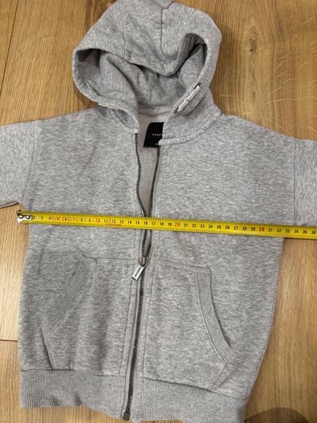 Sivá mikima, reserved,98