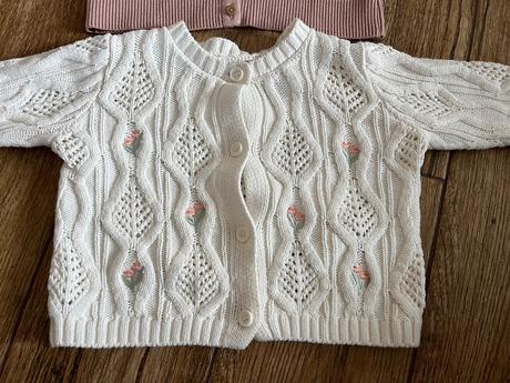 Svetríky, h&m,74