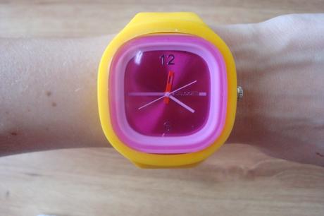 Žlto-ružové hodinky, 