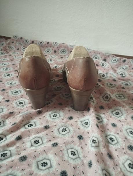 Pohodlné kožené lodičky, 39