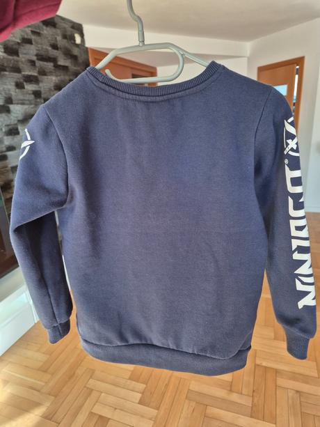 Mikina, chapter young,128