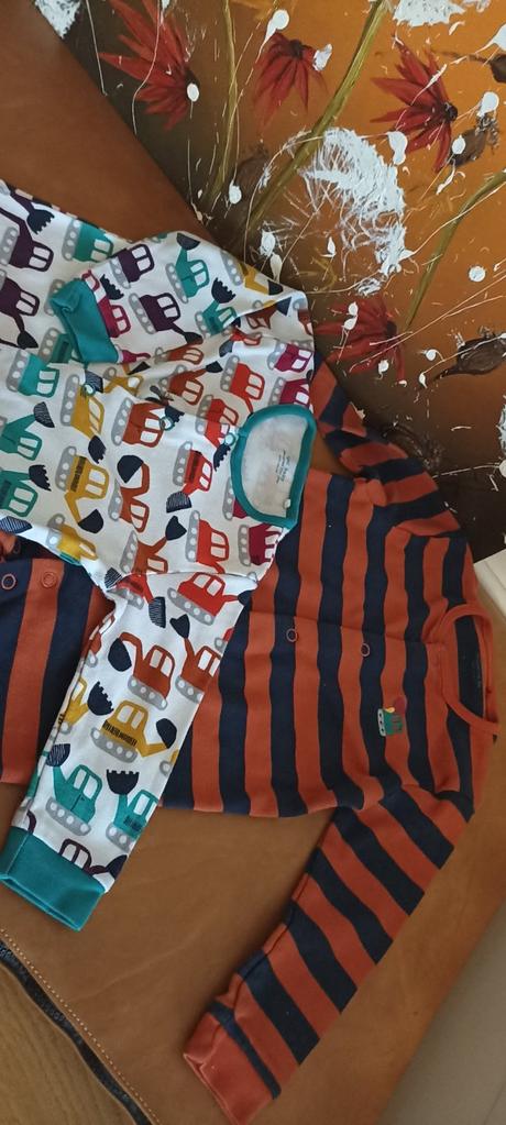 Pyžamka next s bagrami, next,80