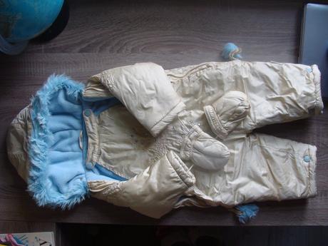 Teplý zlatý overal s rukavičkami aj papučkami, coccobello,74