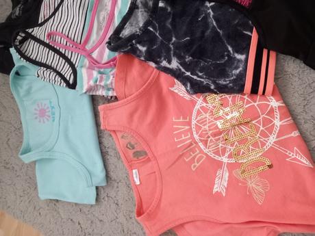 Balík lenych veci 128-140, 122–134