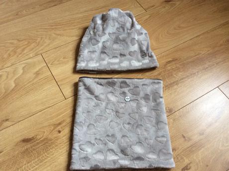 Čiapka s nákrčníkom, 