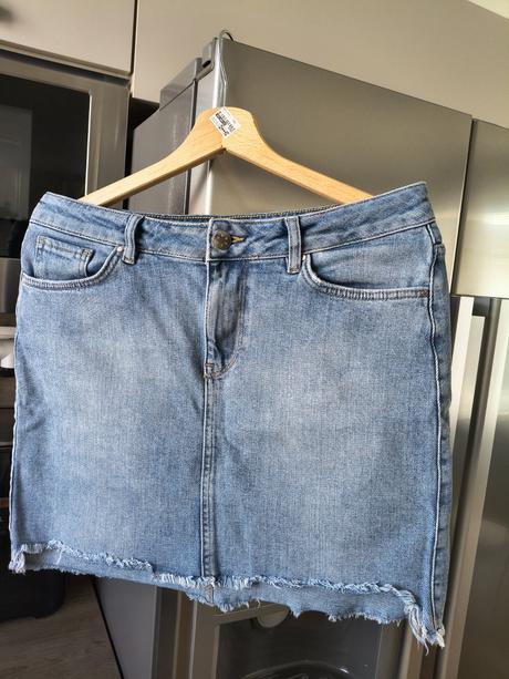 Costes svetlo modrá riflová elastická sukňa m-l, l