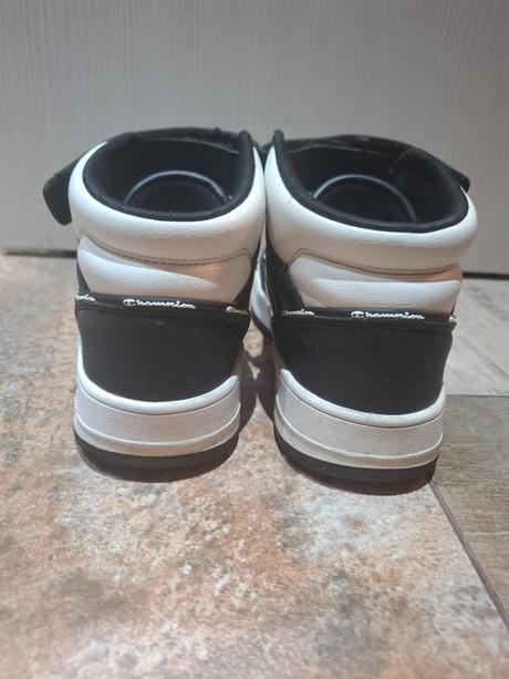 Predám tenisky champion, champion,37