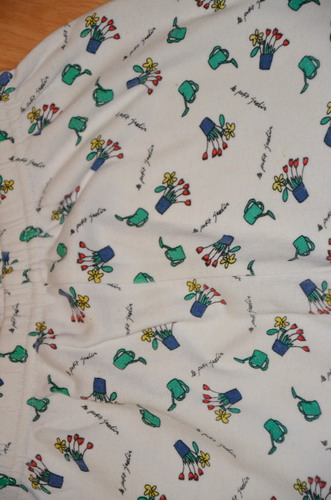 Pyzamove nohavice, alebo aj na doma, 80