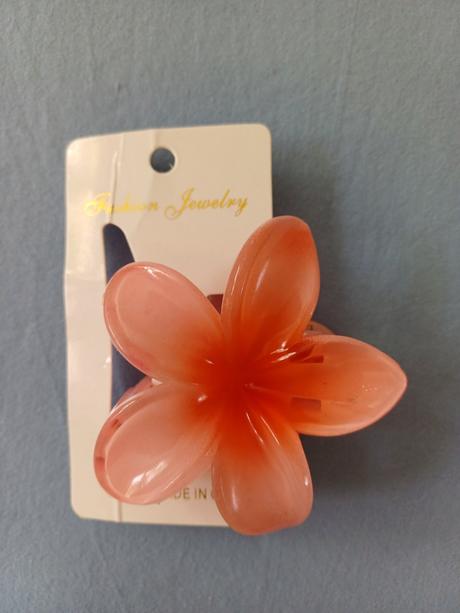 Štipec v tvare kvietku, 