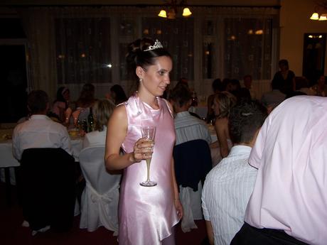 Řužové spoločenské koktejlky, xs