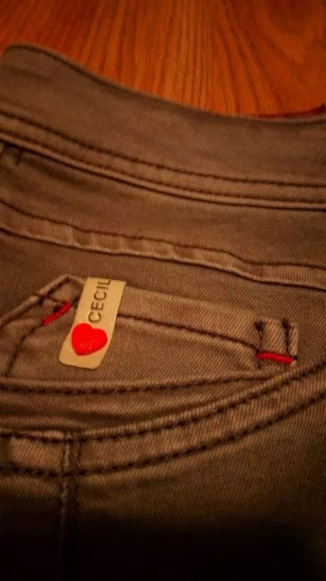 Dámska sukňa cecil., xl