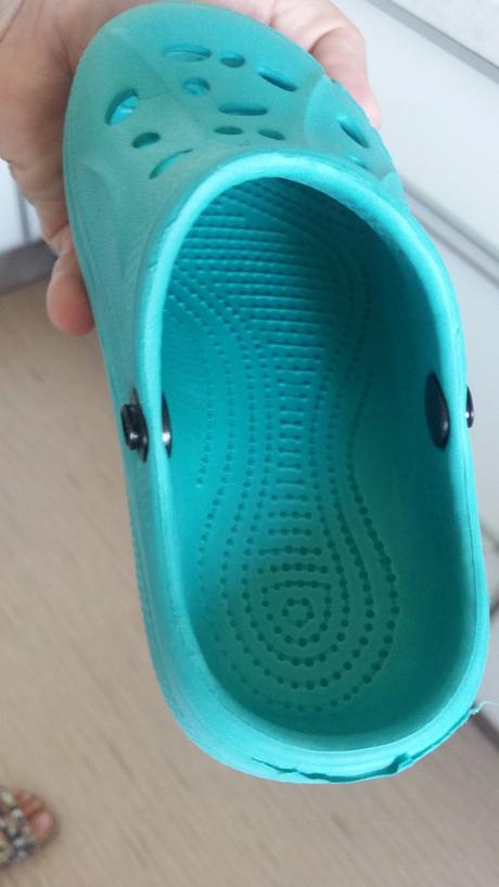 Univerzalne papuce, 27