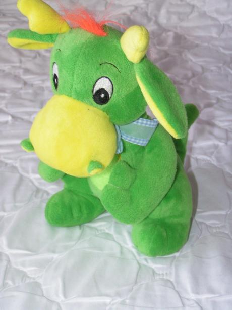 Plyšový dráčik,