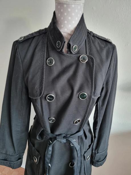 Čierny trenčkot reserved veľ. 38, reserved,38