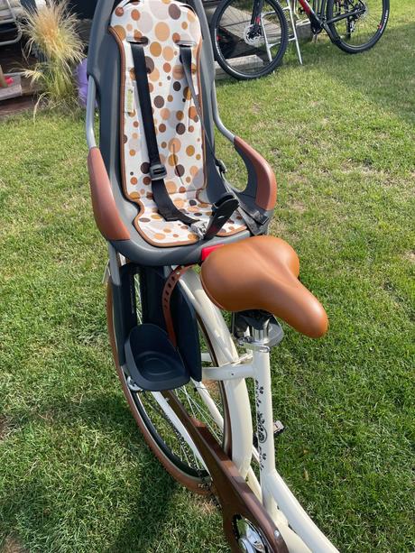 Bicykel aj so sedackou, 28
