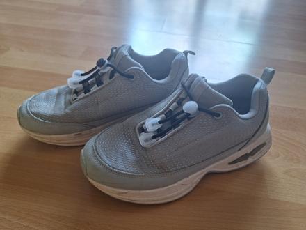 Bledomodre tenisky 38, deichmann,38