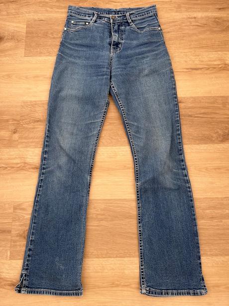 Bootcut rifle s vysokým pásom, s