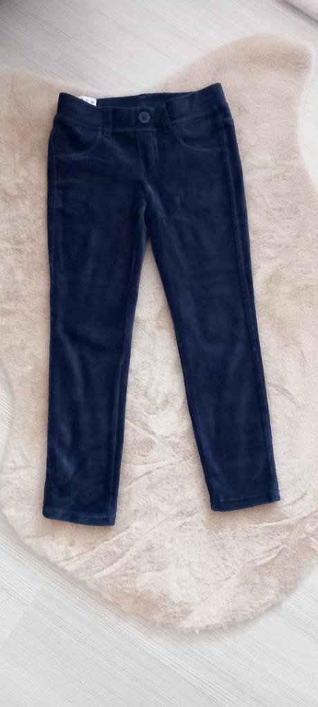 Legíny, benetton,122