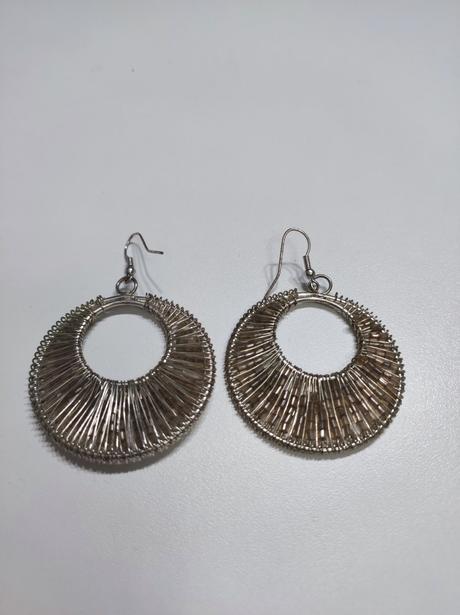 Bizuteria - nausnice, naramky a nahrdelniky, 