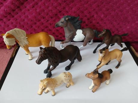 Schleich kone, 