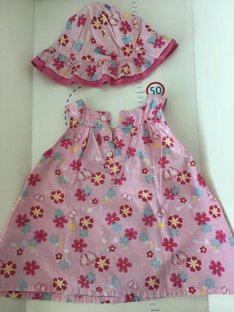 Šaty s klobúkom, lupilu,80