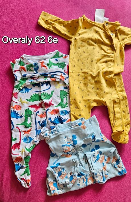 Veľký balík oblečenia, 50–62