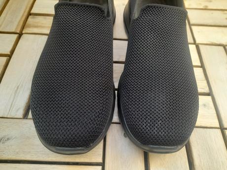 Čierne slip-on topánky skechers veľ. 40, skechers,40