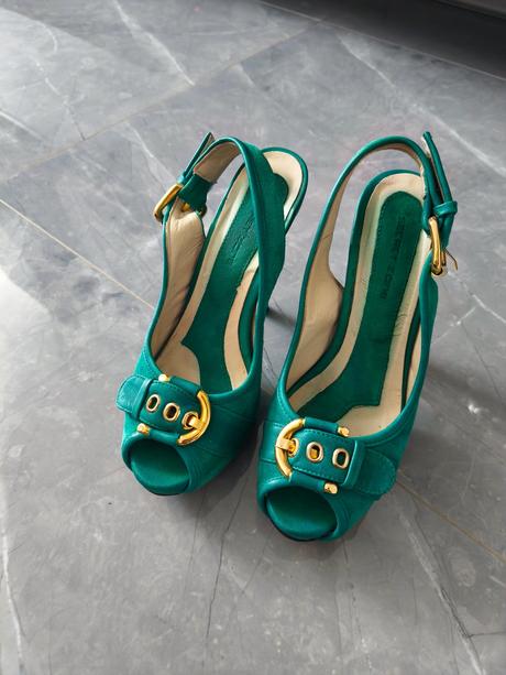 Kozene lodicky na platforme, 36