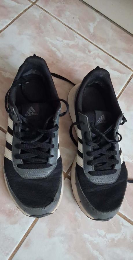 Botasky, adidas,40