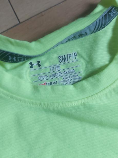 Tricka under a., under armour,s