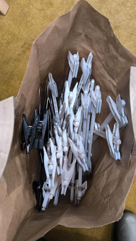 Štipcové vešiaky 26ks,