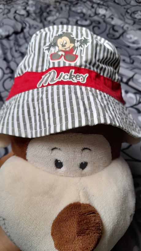 Klobucik obojstranny, 86