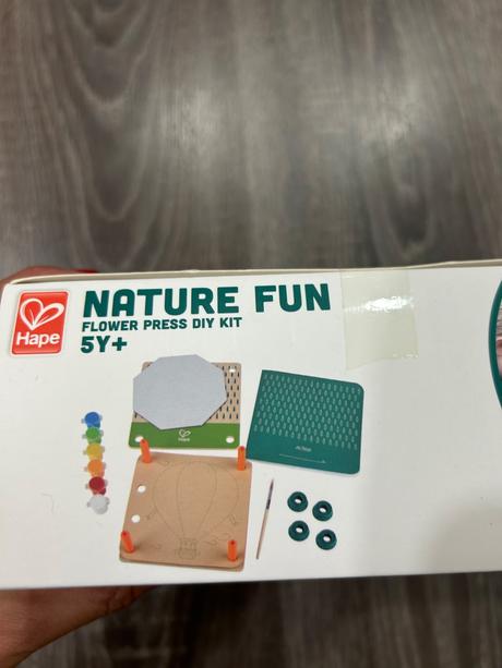 Hape kreativna sada na lisovanie kvetov,