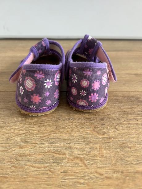 Dievčenské papučky, beda,24