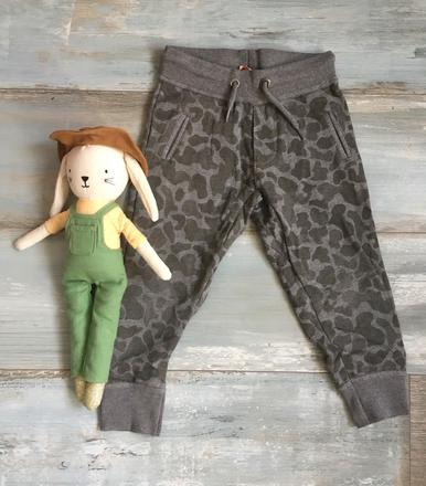 Oteplené maskáčové tepláky, 92