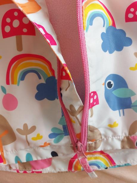 Krásna bundička na cca 5-6r., 122