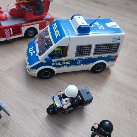 Polícia a hasiči playmobil, 