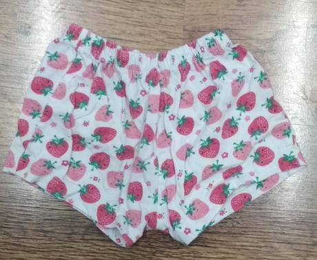 Kratasy jahodkove, 110