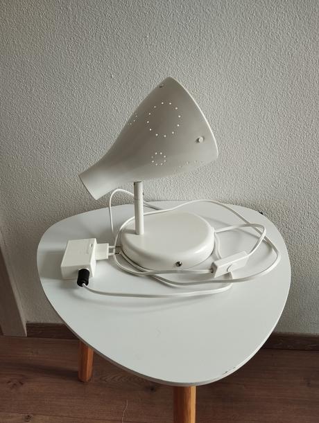 Nástenná lampa ikea,