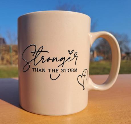 Keramický hrnček kávový silnejší ako búrka (h13), 