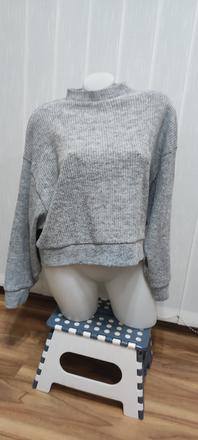 Svetrik bershka, bershka,m